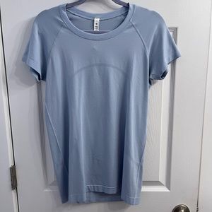 Lululemon swiftly tech shirt. Size 10. In great condition (only worn once)